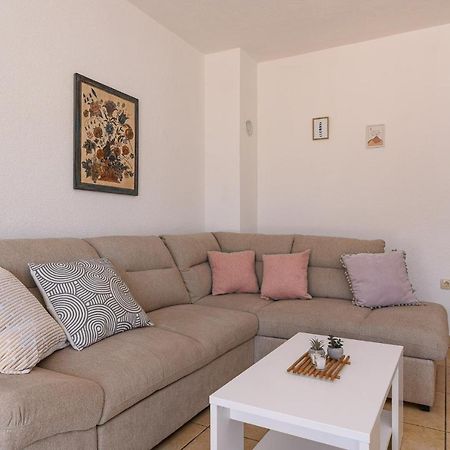 Apartment Planikovica Трогир Экстерьер фото