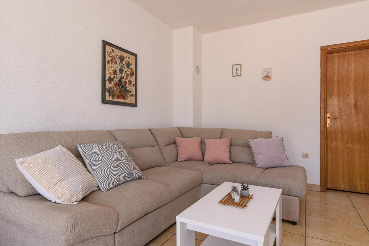 Apartment Planikovica Трогир Экстерьер фото