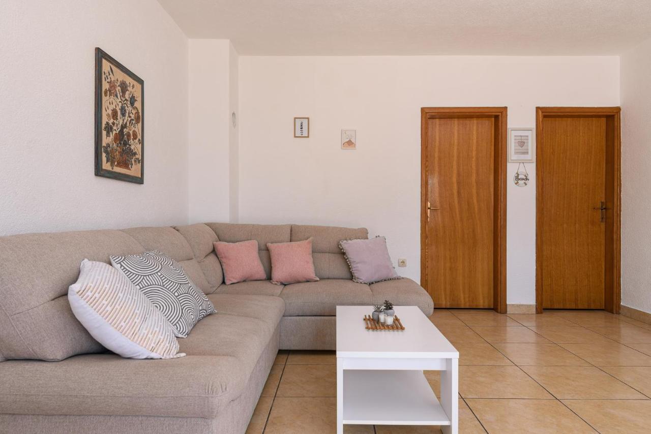 Apartment Planikovica Трогир Экстерьер фото