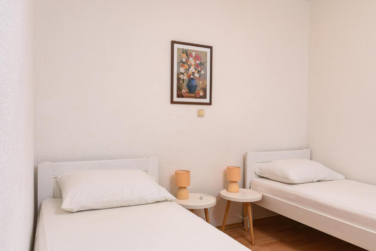 Apartment Planikovica Трогир Экстерьер фото